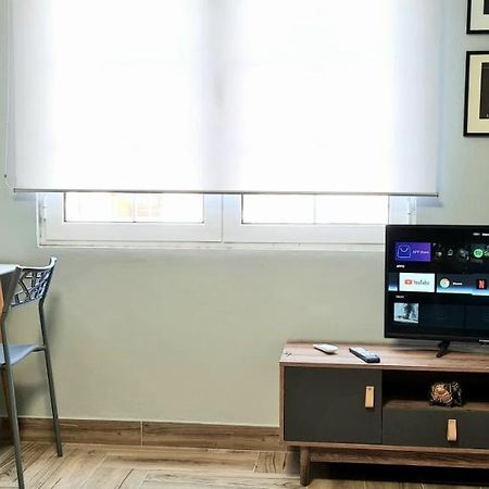 Apartmán 2V1 - 21 Dhjetori Tirana Exteriér fotografie
